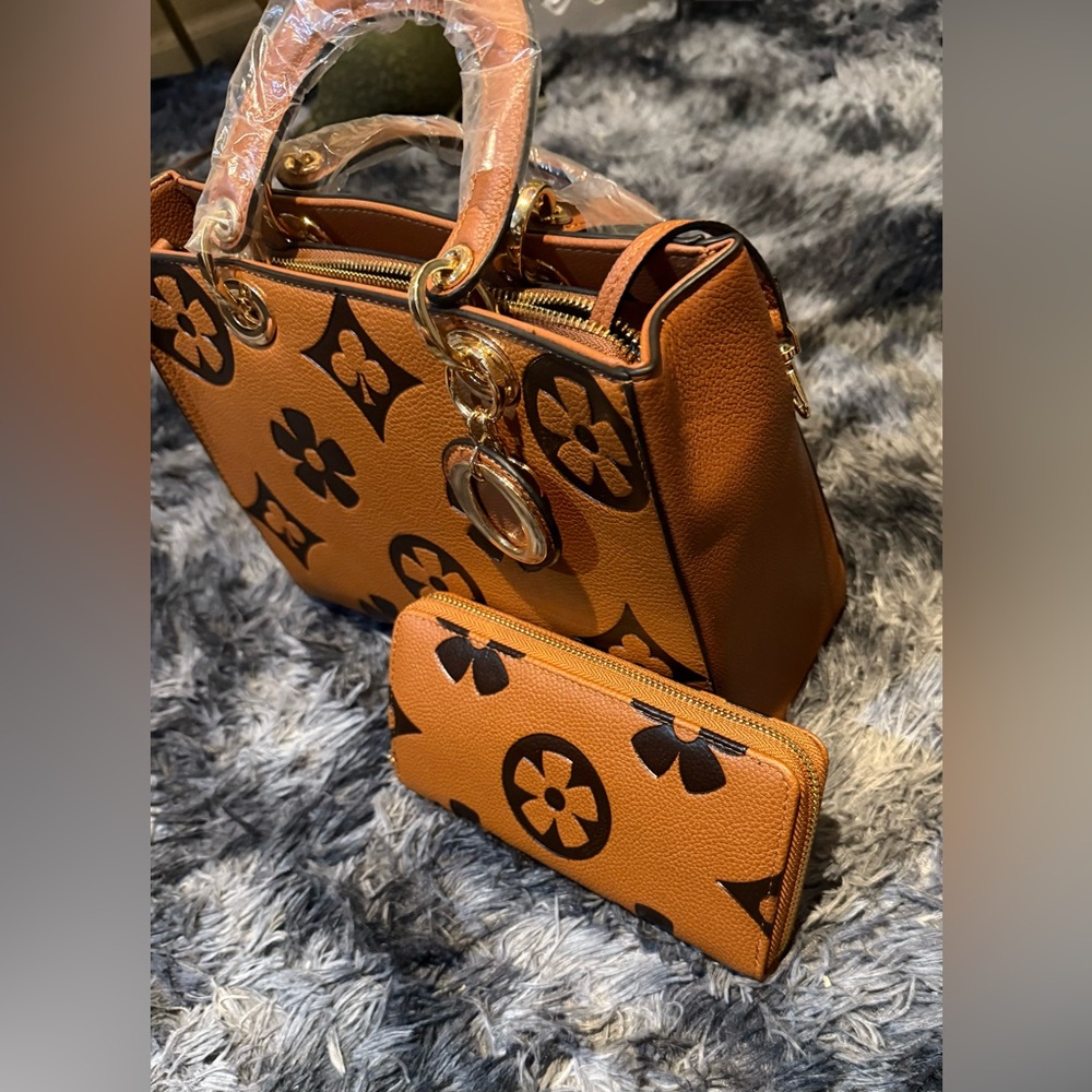 Boss Babe Monogram Bag Set – Purse + Wallet - Picture 2 of 10